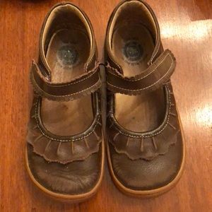 Livie and Luca brown girls shoes size 13